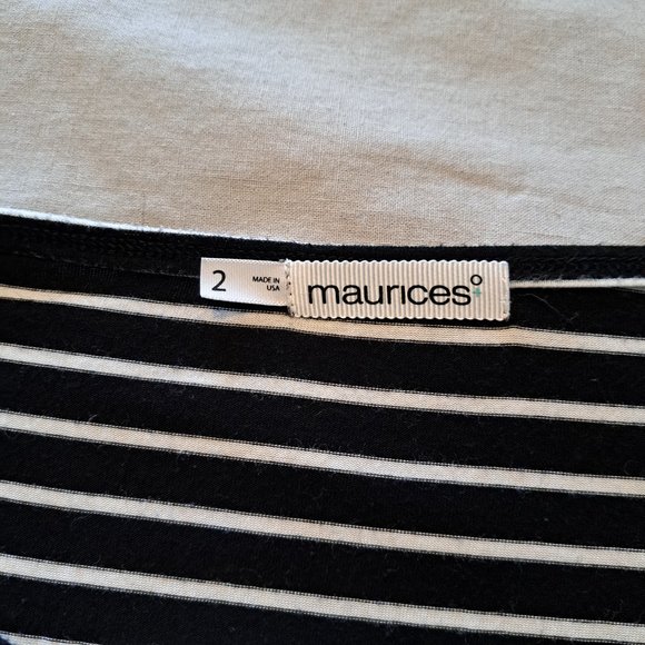Maurices Black White Striped Sharkbite Long Sleeved Tunic Plus Size 2 - Picture 6 of 6